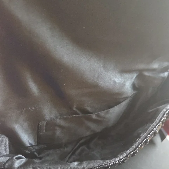 Black Sequin Beaded Clutch Shoulder Bag with Champagne Motif - Picture 13 of 13